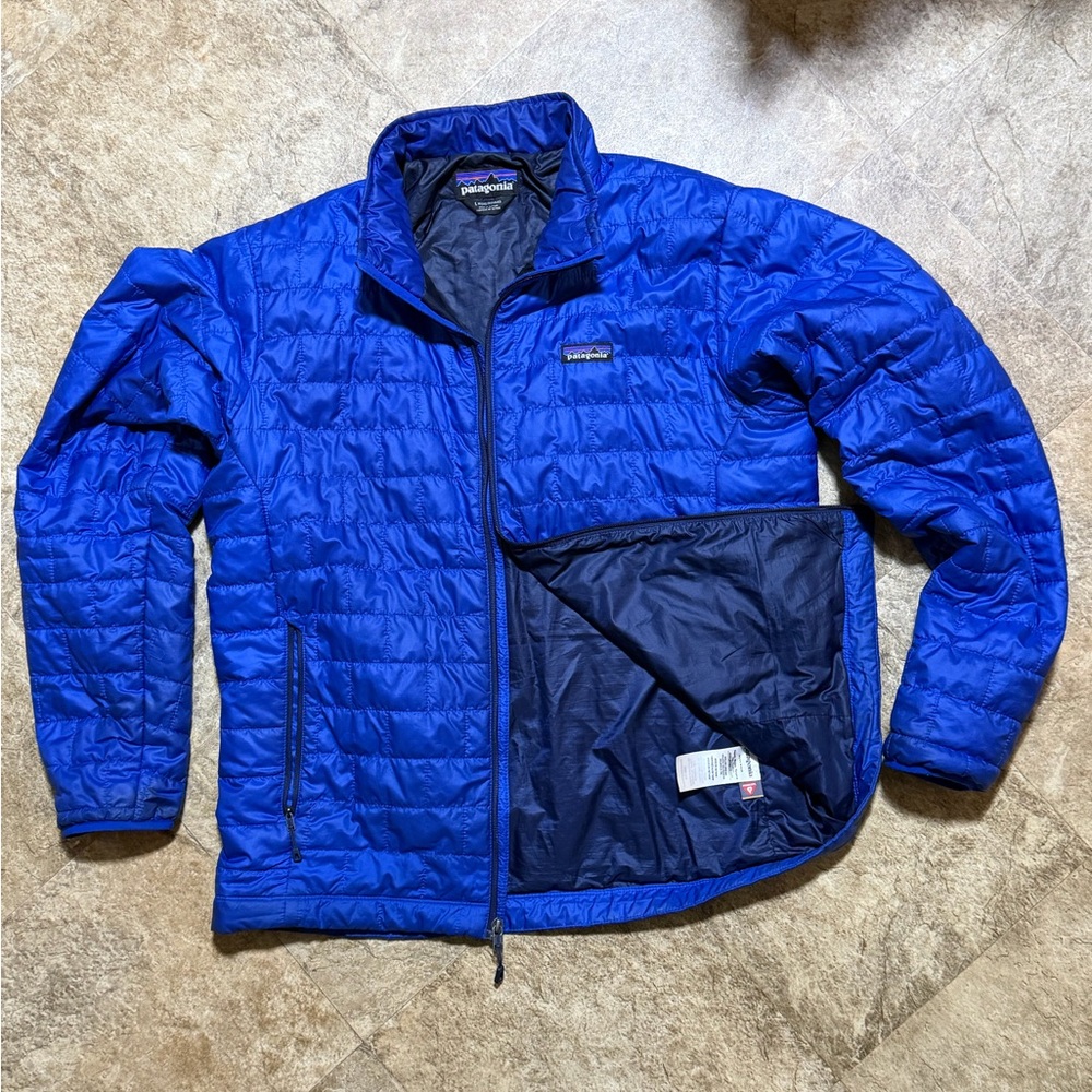 Patagonia Men's Nano Puff® LARGE Blue Jacket